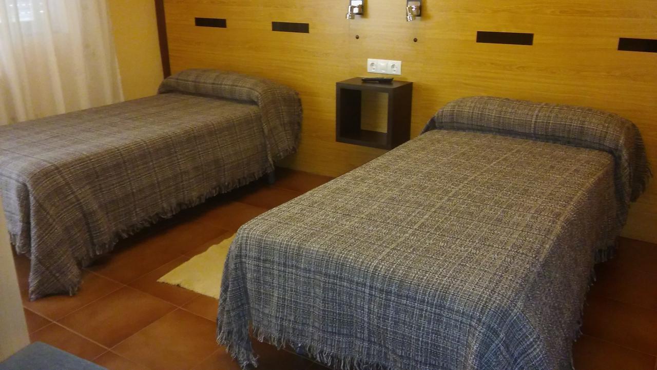 Hostal-Meson Vilasante Тріакастела Екстер'єр фото